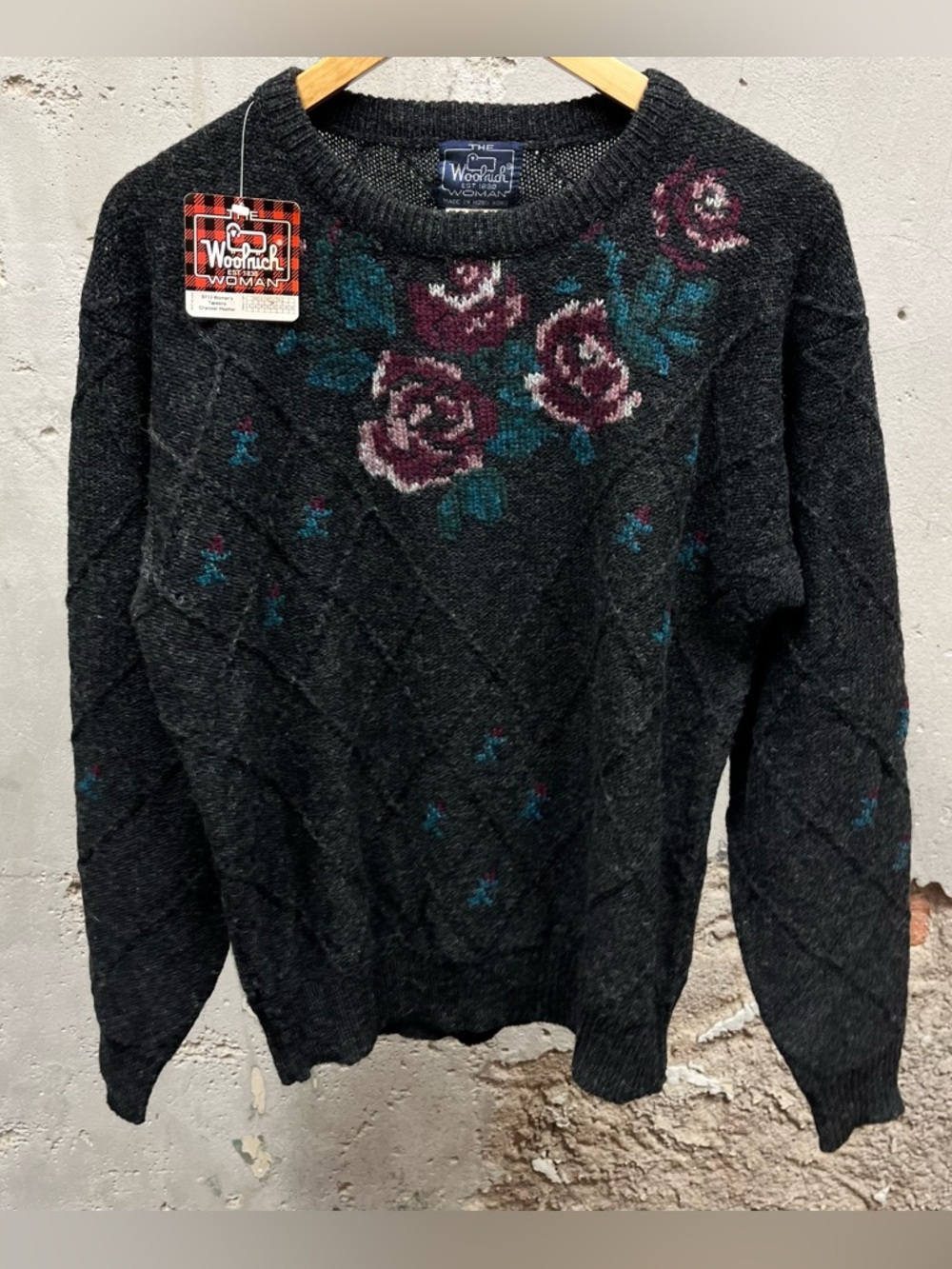 Vintage 1980s Woolrich Women's Gray Tapestry Floral Knit Sweater Deadstock NWT L